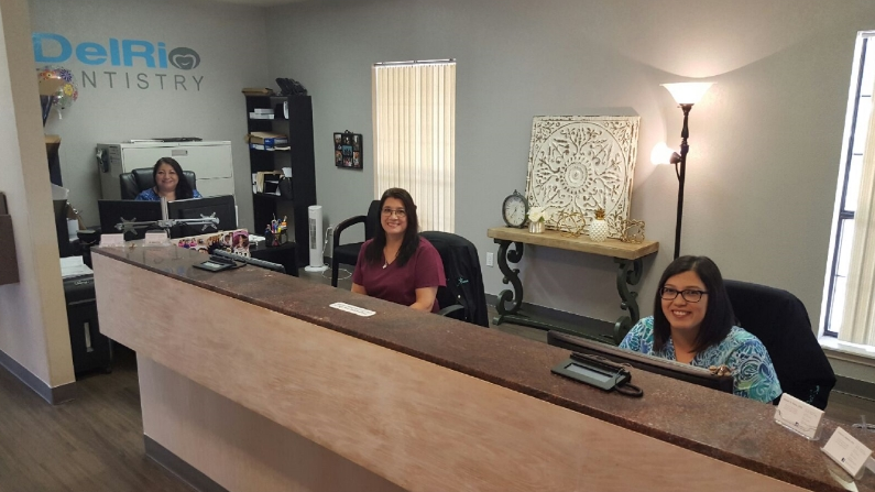Del Rio Dentistry photo 2