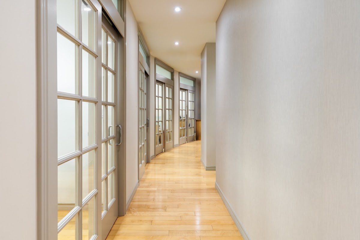 Beverly Hills Center for Oral Surgery and Dental Implants photo 4