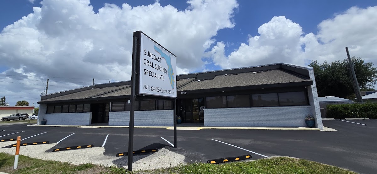 Suncoast Oral Surgery Specialist photo 3