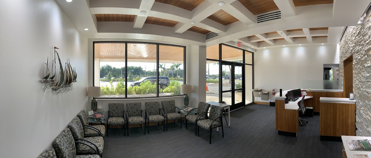Hank D. Michael, DMD - Cosmetic & Implant Dentist photo 2