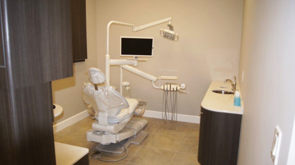 Plantation Dental Studio and Implant Center photo 1