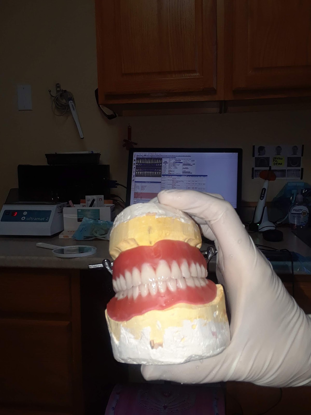 Smiles Unlimited Family Dental and Implants photo 2