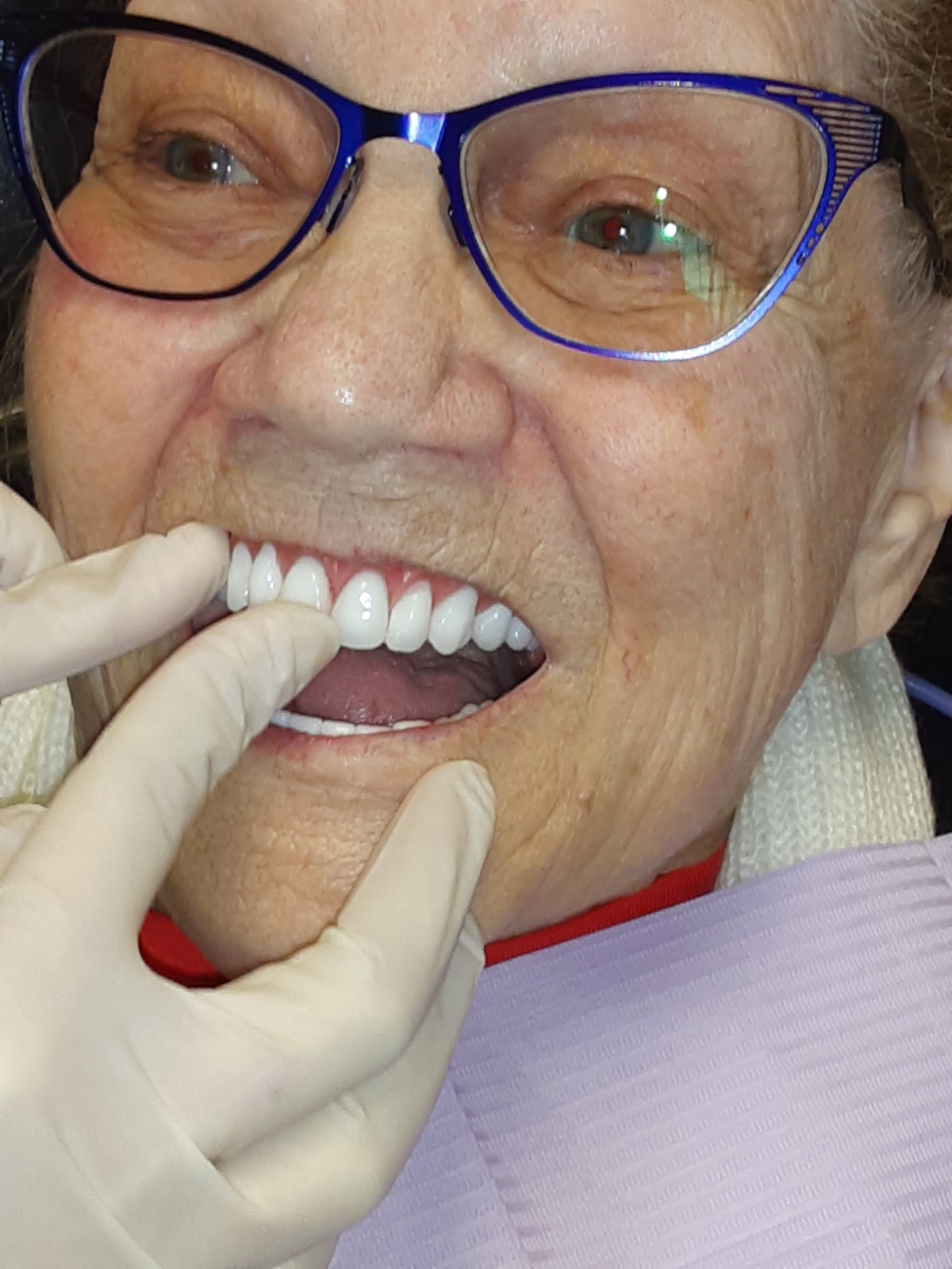 Smiles Unlimited Family Dental and Implants photo 3