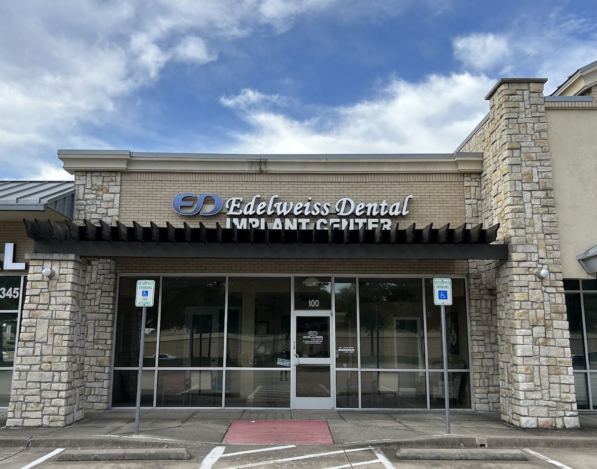 Edelweiss Dental Implant Center photo 3