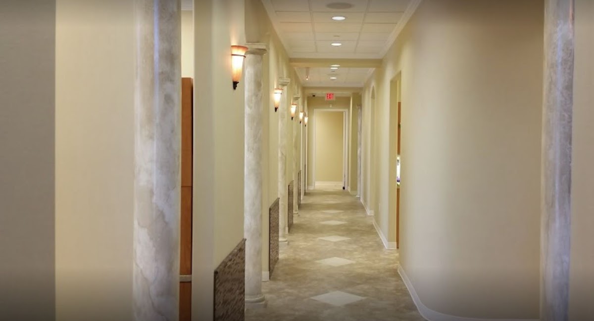Edelweiss Dental Implant Center photo 4