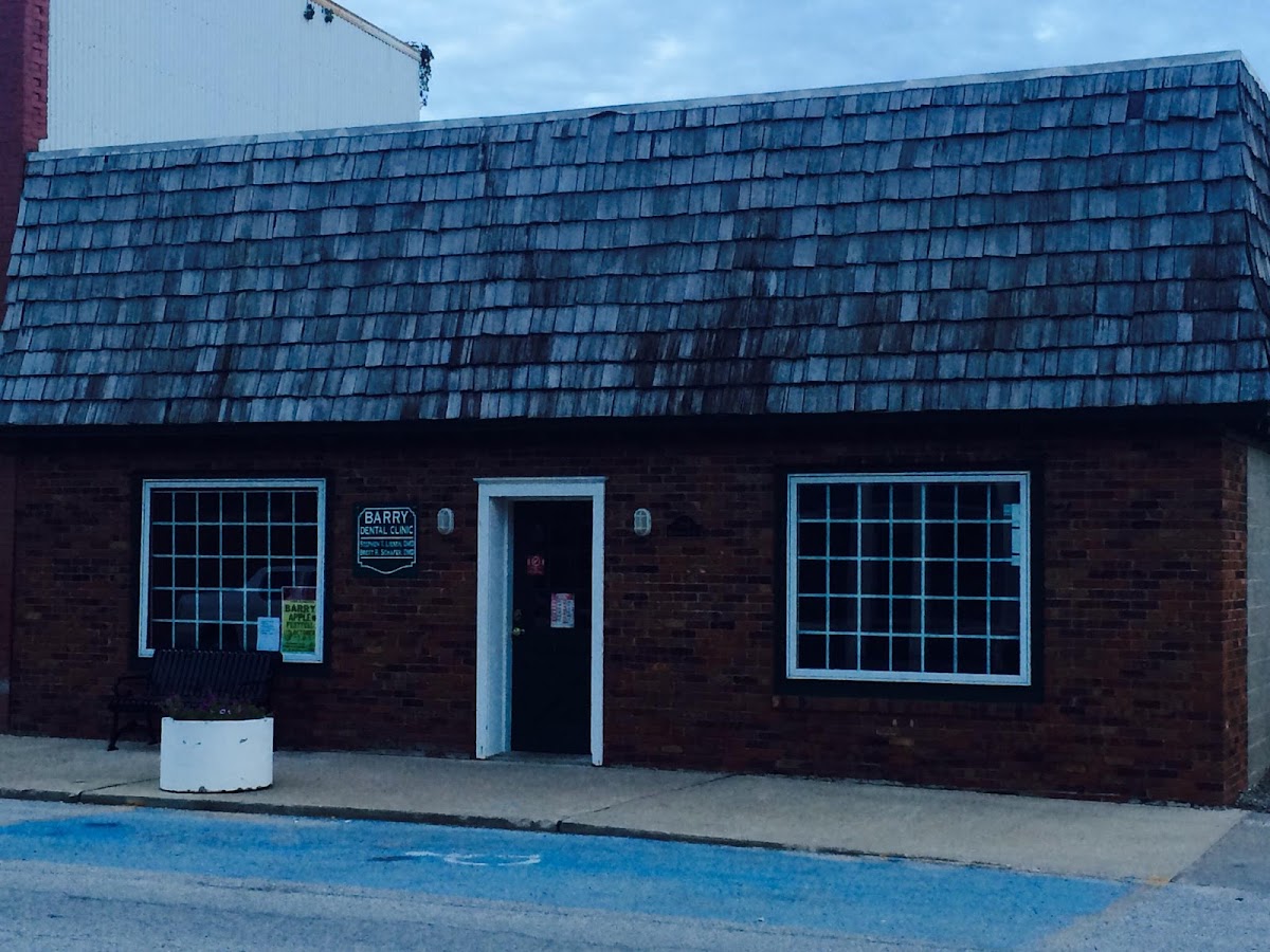 Barry Dental Clinic photo 3