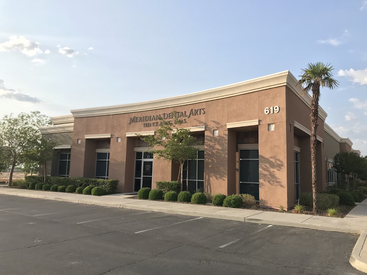 Meridian Dental Arts - Ted Y.T. Fang, Dds - Dentist In Palmdale photo 2