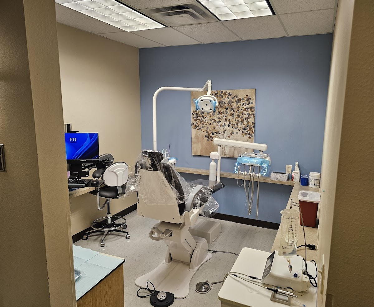 Affordable Dentures & Implants - South Arlington photo 4