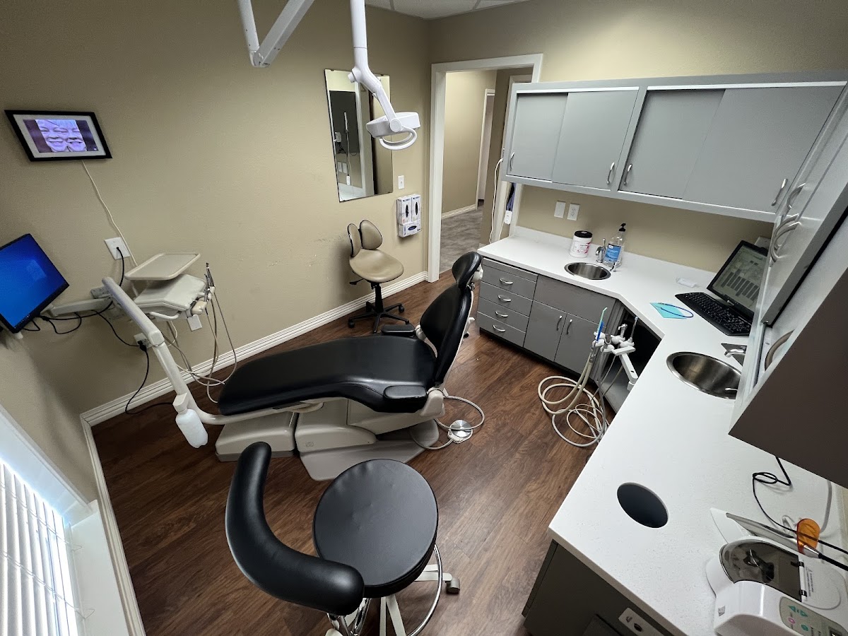 Silvertooth And Whinery Family Dental photo 2