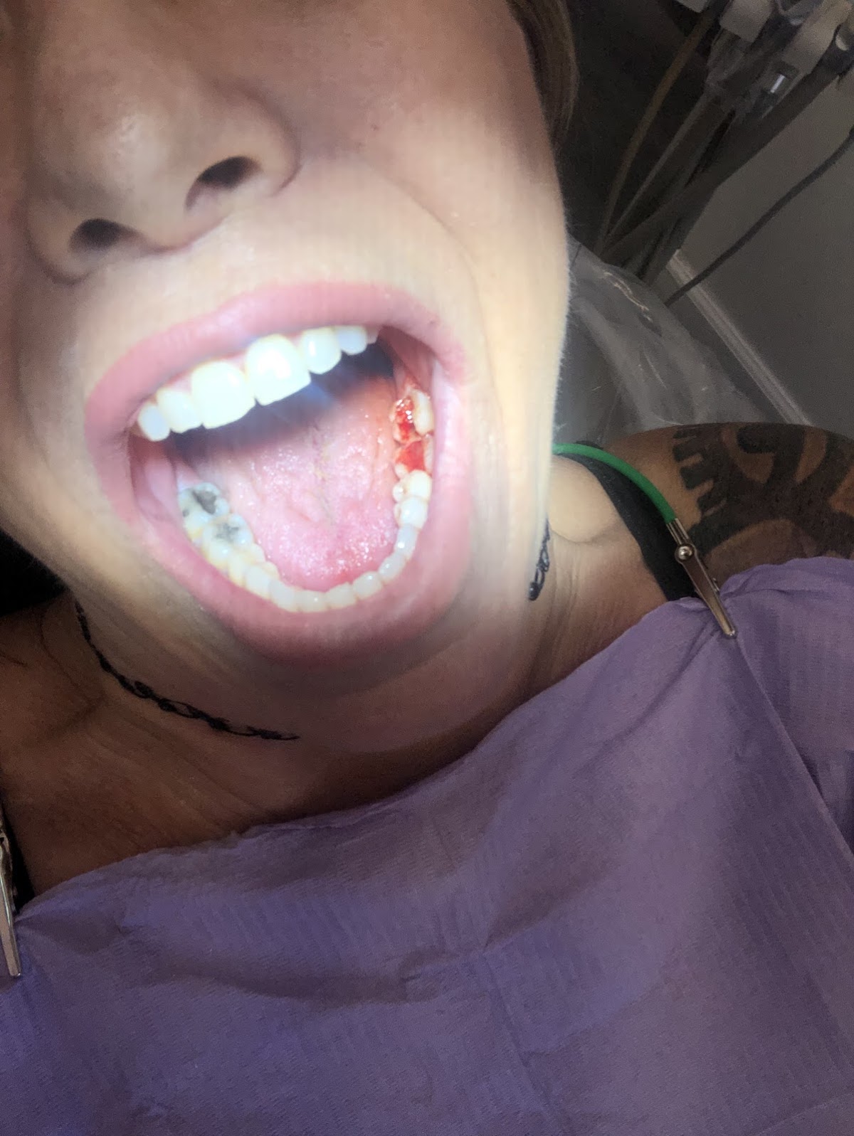 Dental 4 photo 3