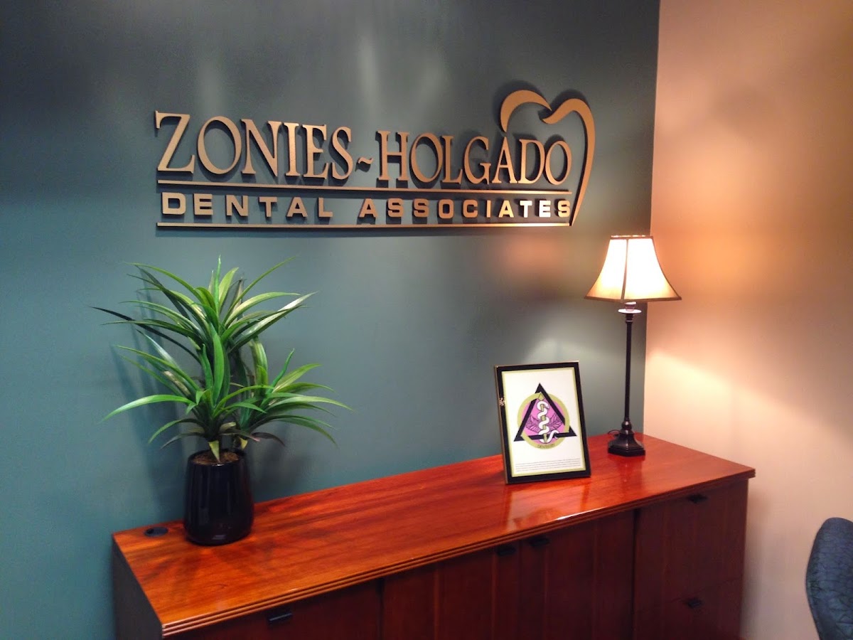 Rizvi Dental, Aesthetic and Implant Dentistry. photo 6