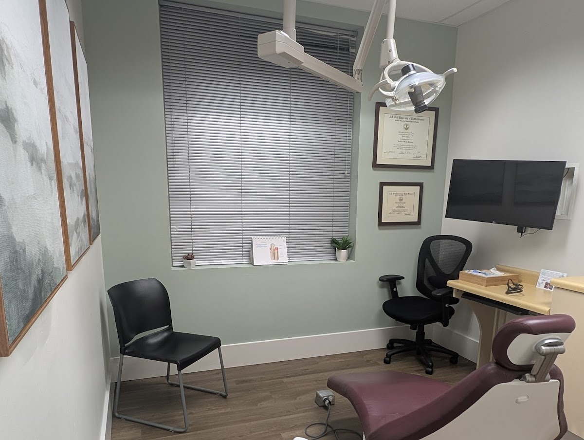 Elevate Oral Surgery Group photo 2