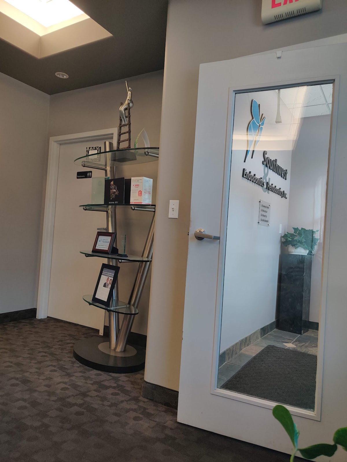 Southwest Endodontics & Periodontics, Inc. photo 6