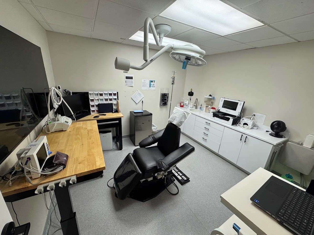 Dental Implants Gps photo 5