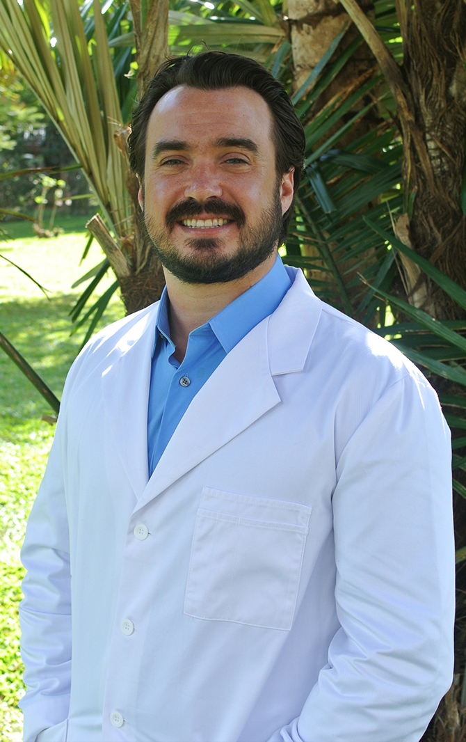 Huntington Beach Periodontics & Dental Implants photo 1