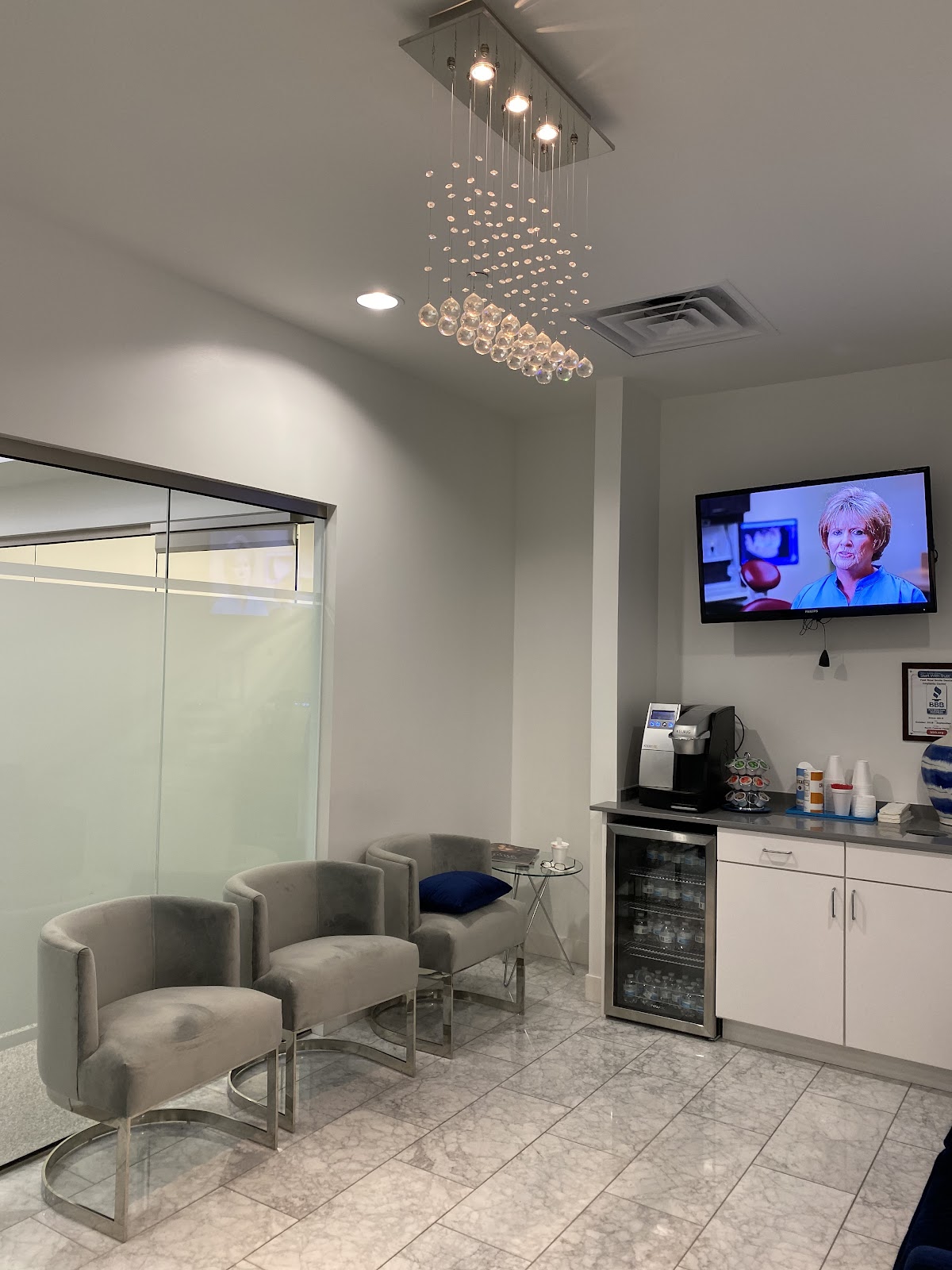 Fastnewsmile® Dental Implant Center photo 6
