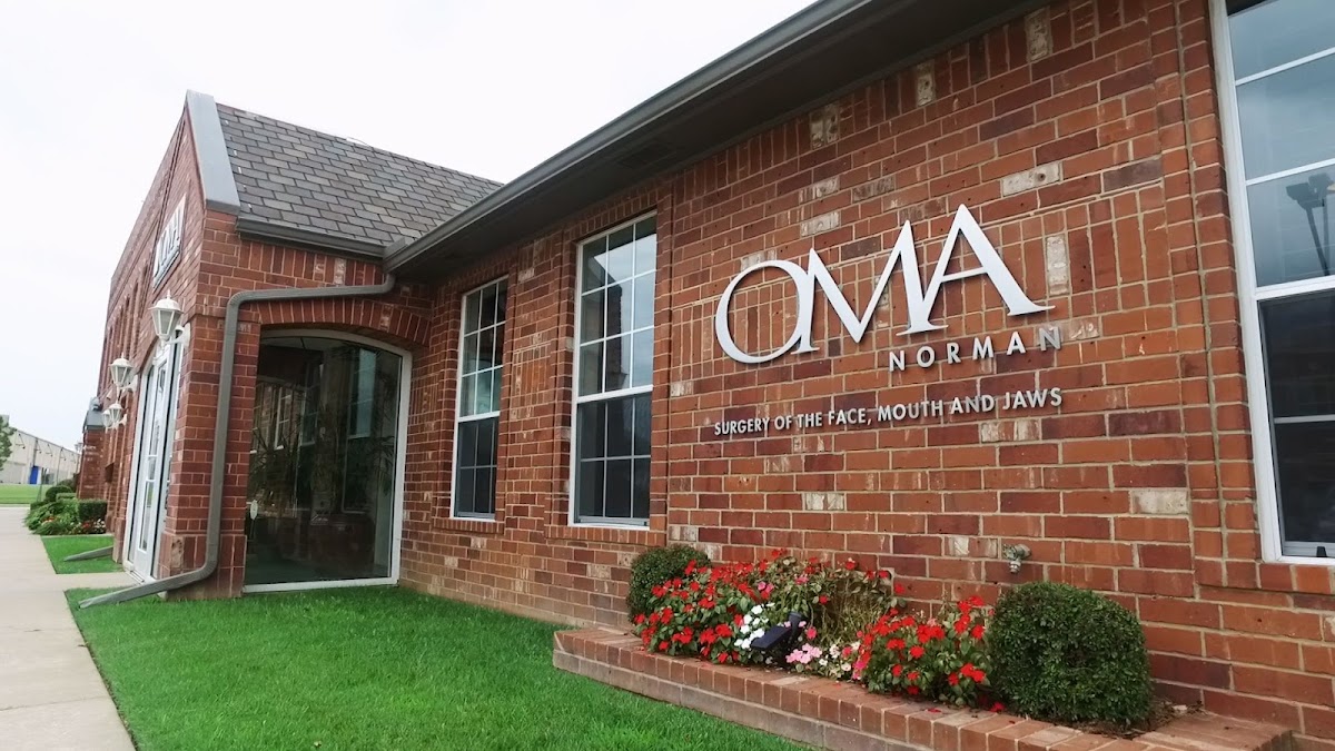 Oral and Maxillofacial Associates photo 2