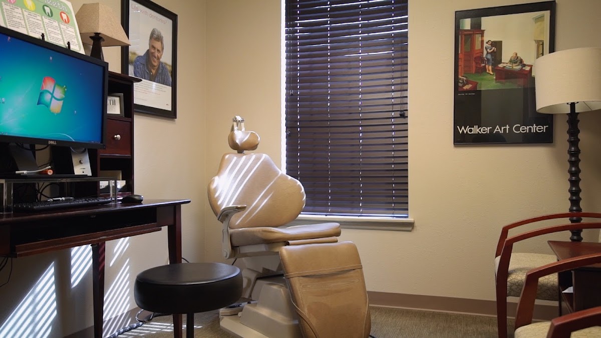 Oral and Maxillofacial Associates photo 3
