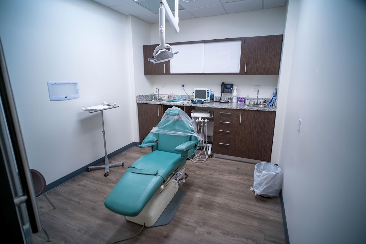 Tomeo, Tomeo & Rose Dental Implant & Oral Surgery Center photo 1