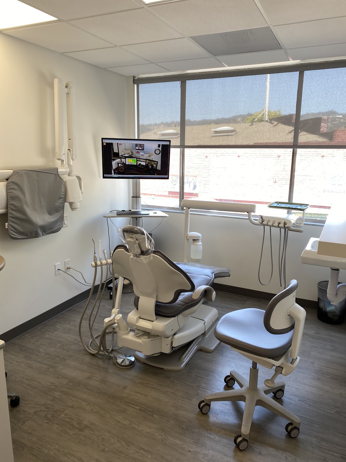 Yuri Veber Dds, Ms photo 1