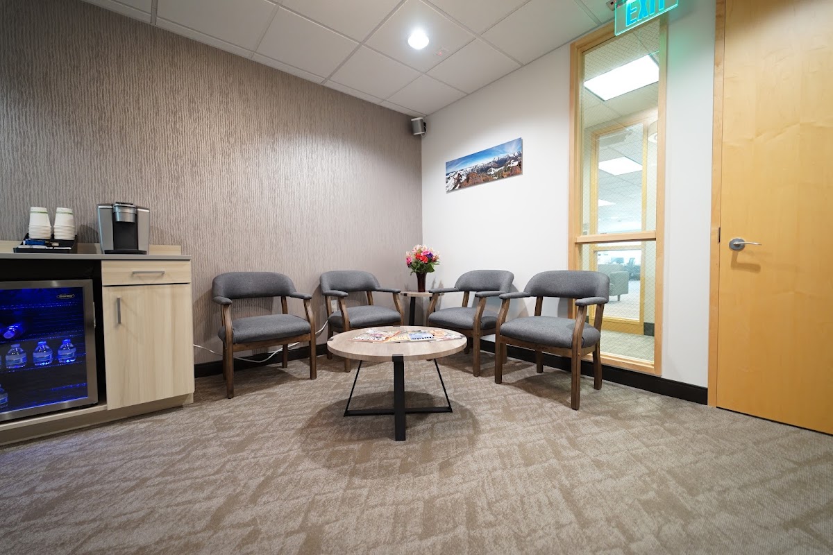 Lynnwood Periodontics & Implants photo 4