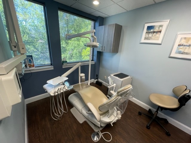 Behnaz Yalda, DMD – Gaithersburg Perio & Implants photo 2