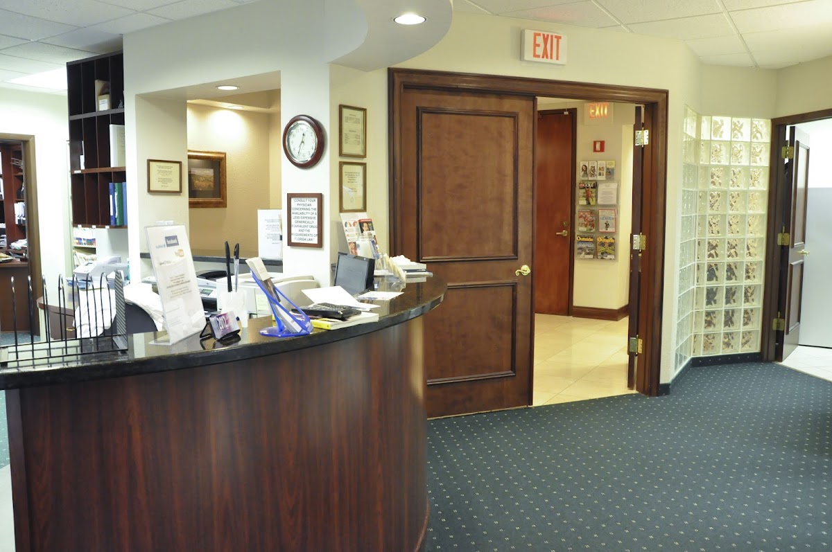 Implant and Cosmetic Center photo 2