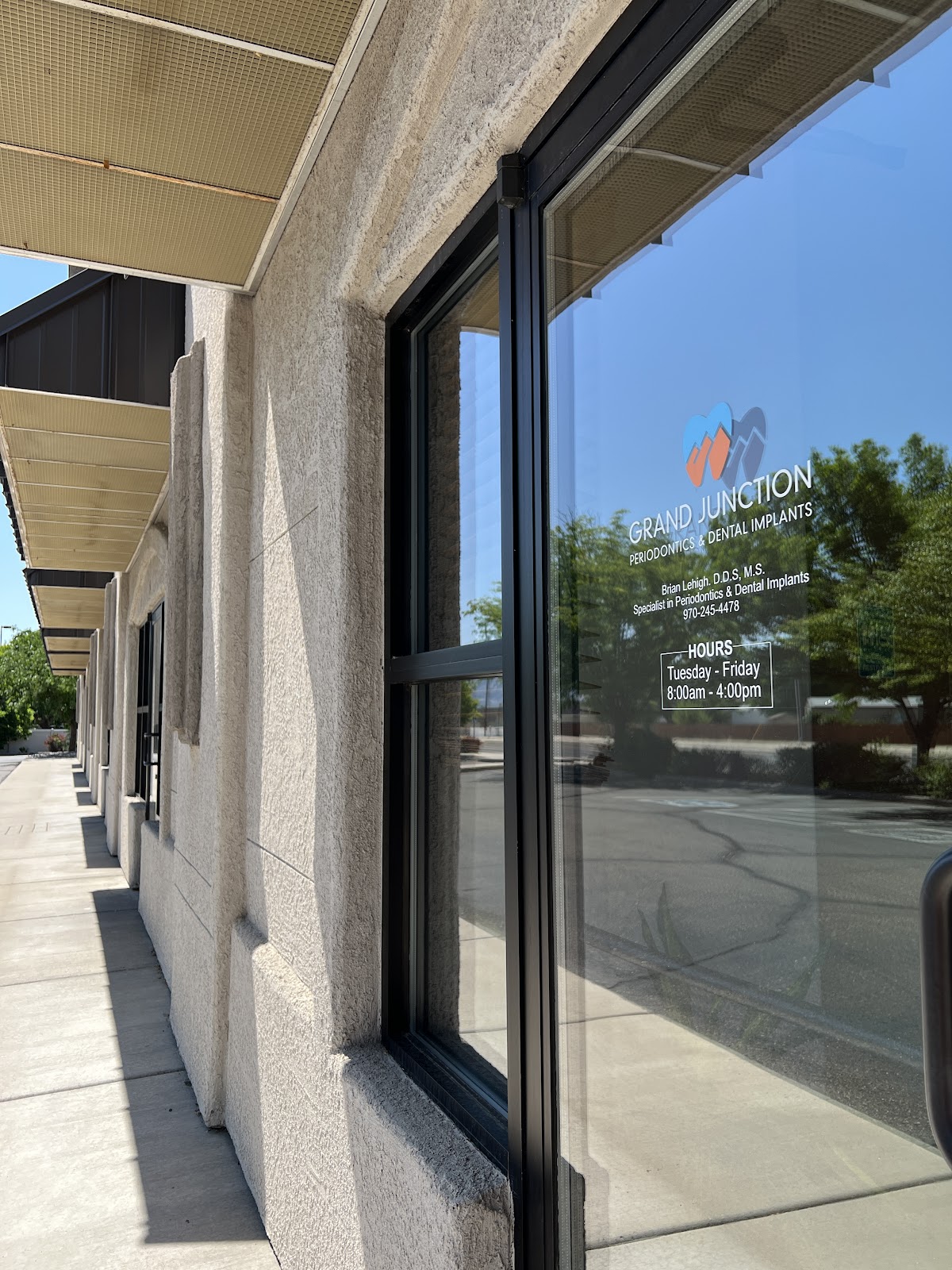 Grand Junction Periodontics & Dental Implants photo 2