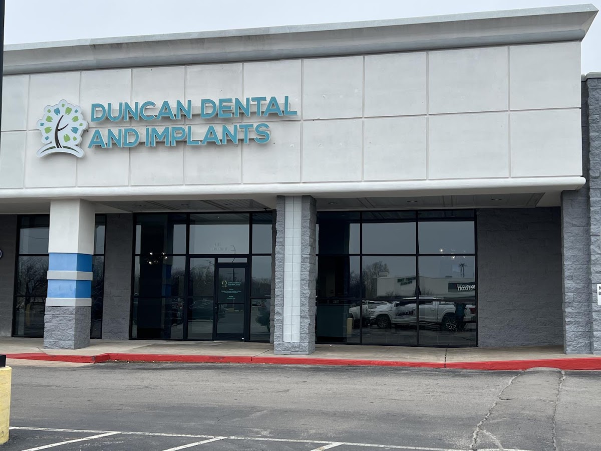 Duncan Dental and Implants photo 1