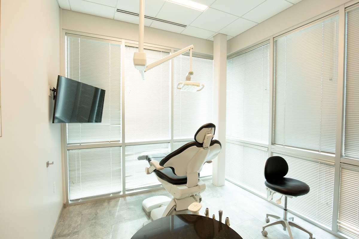 Prosmile Dental Implant Center photo 4