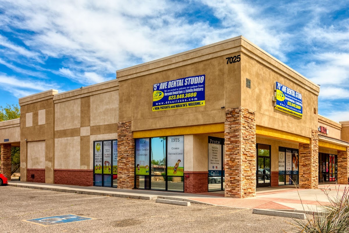 75th Ave Dental Studio photo 1