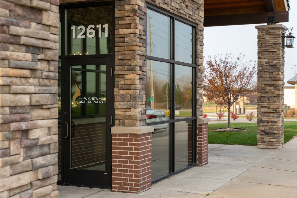 Wichita Oral Surgery - East photo 3