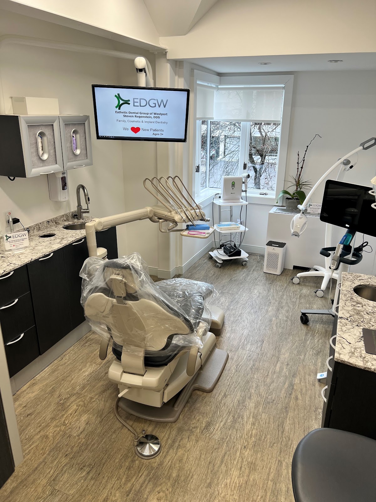 Esthetic Dental Group of Westport: Dr. Steven Regenstein photo 1