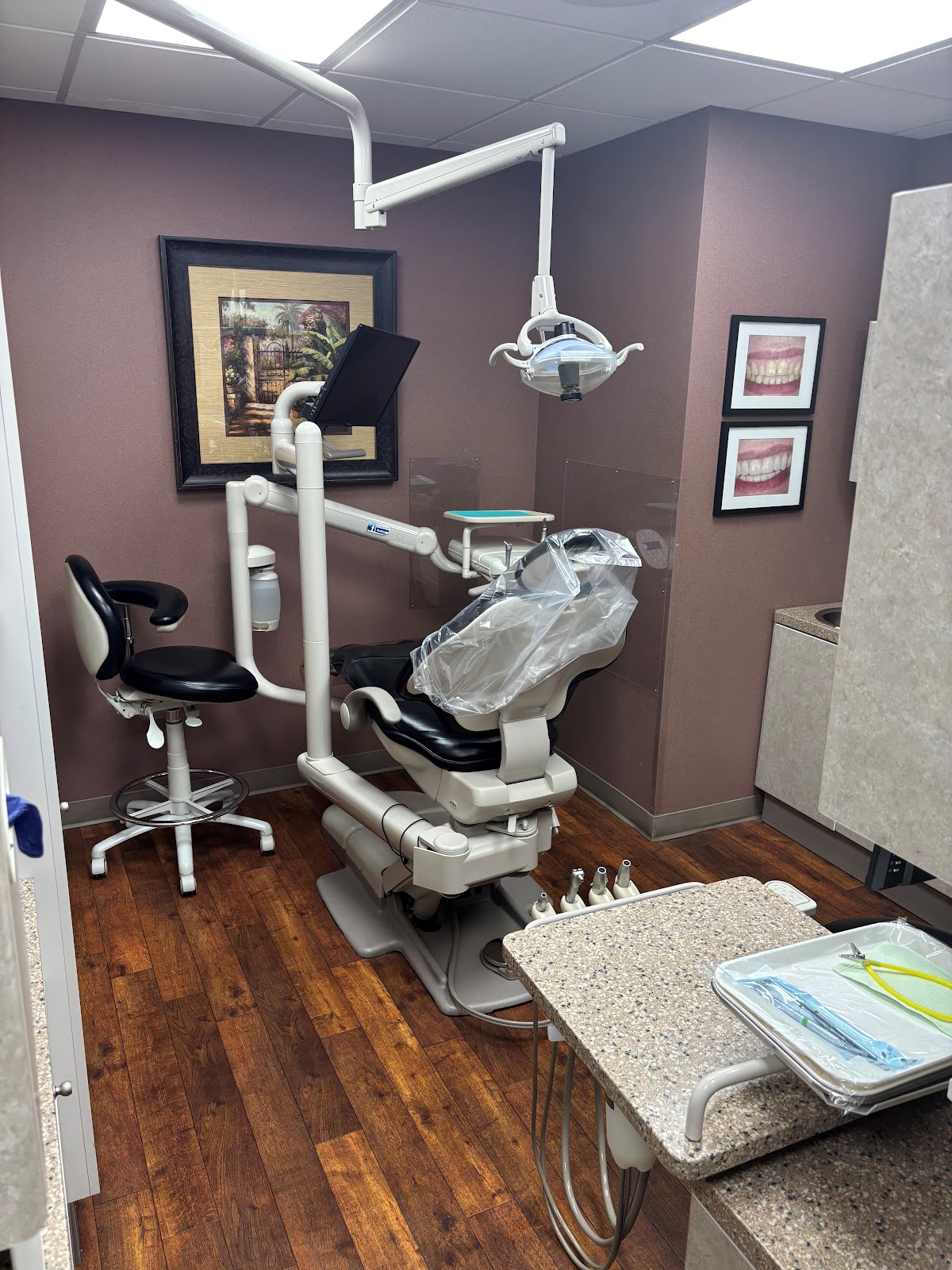Dolive & Acres Dentistry photo 2