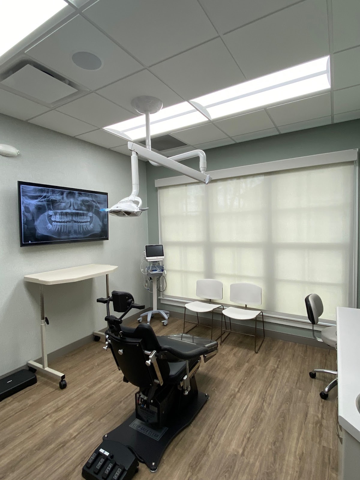 Barnett David W DDS, MD photo 1