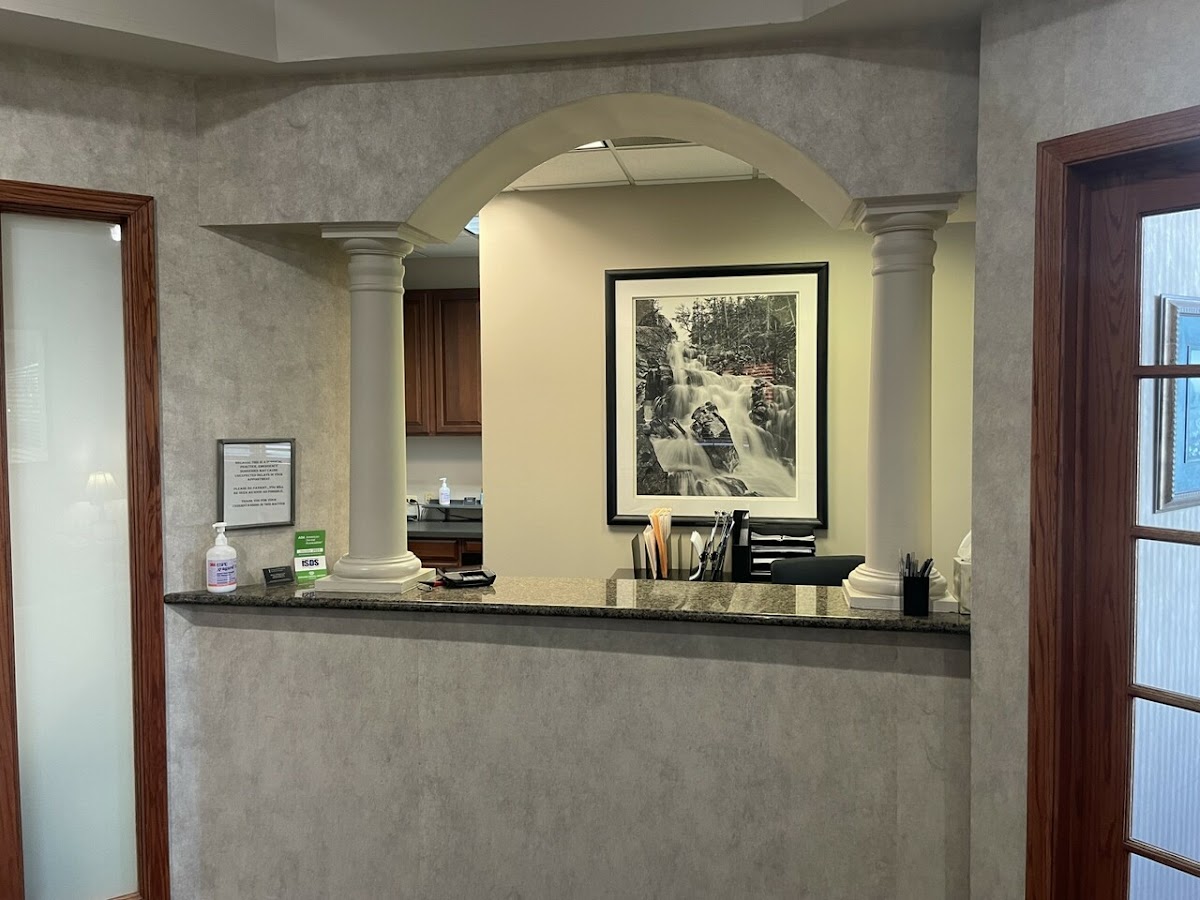 Chicago Dental Implants & Oral Surgery photo 4