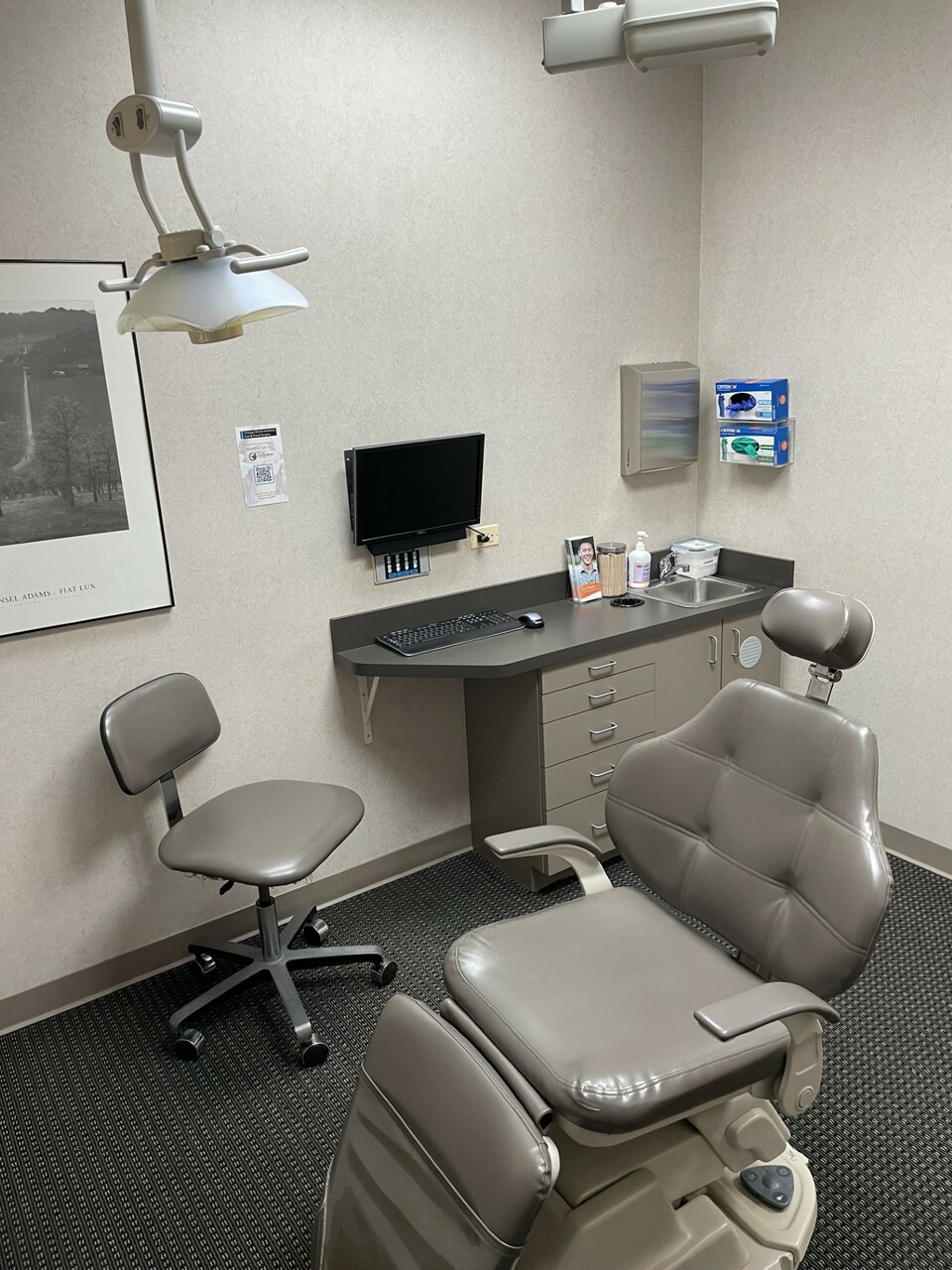 Chicago Dental Implants & Oral Surgery photo 5
