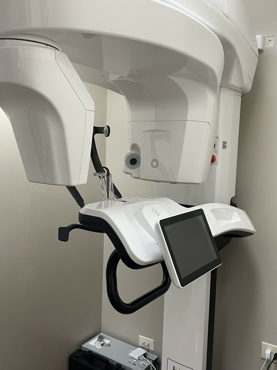 Chicago Dental Implants & Oral Surgery photo 6