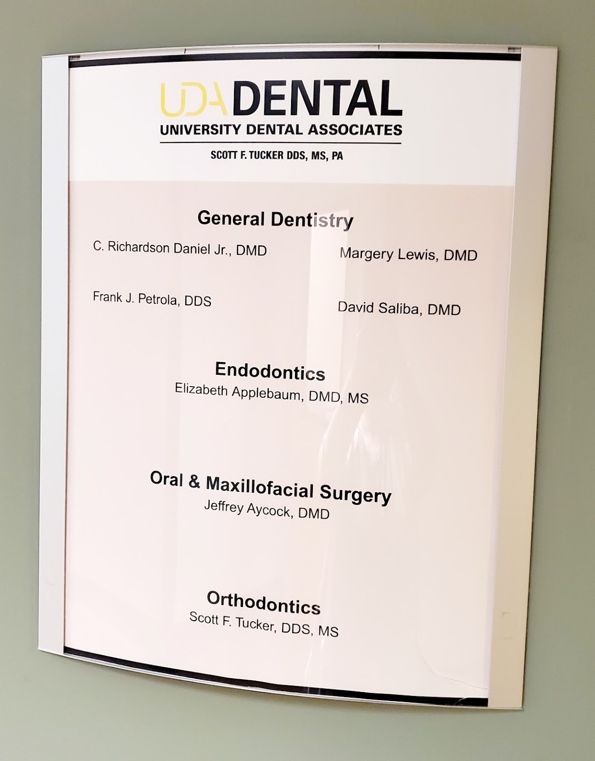 University Dental Associates Cloverdale photo 4