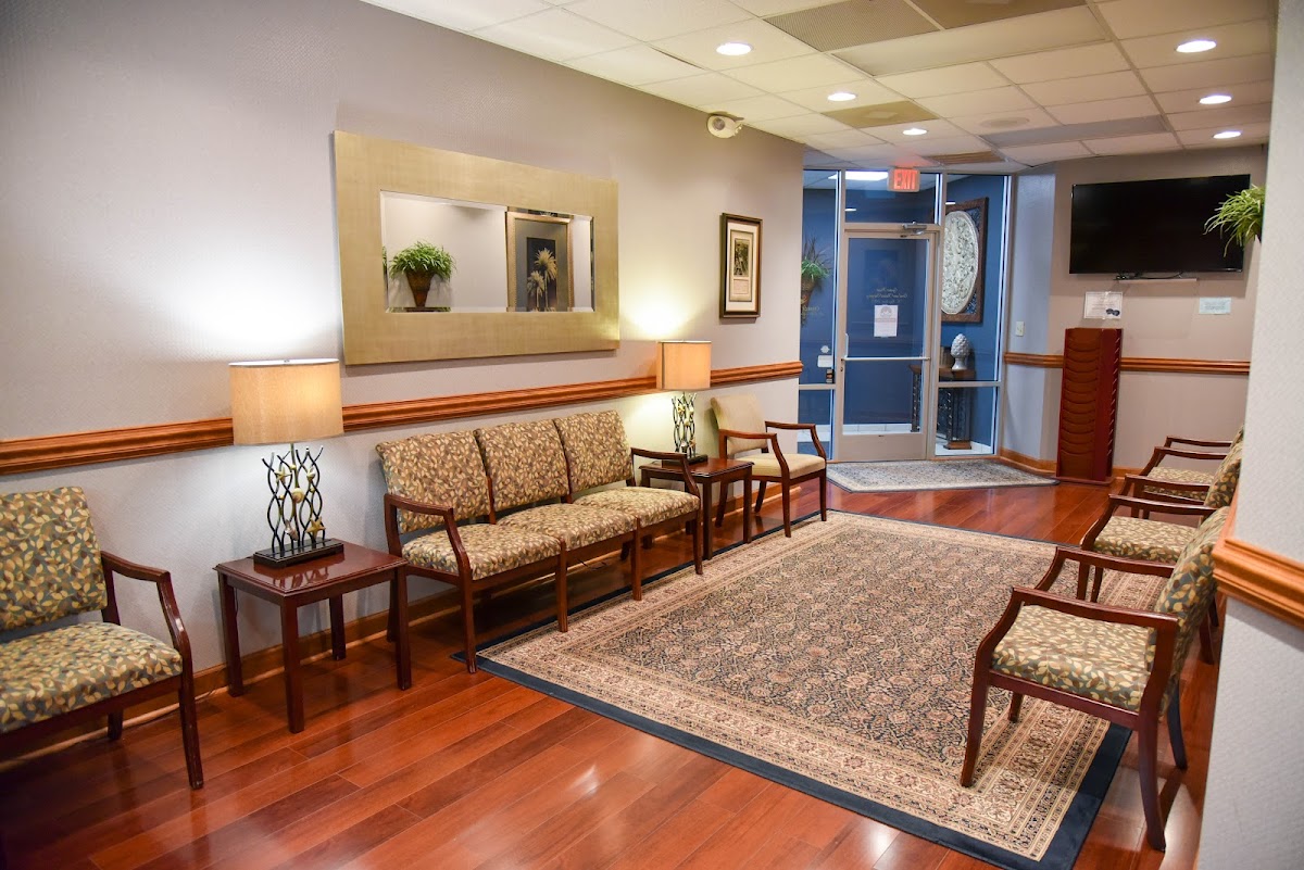 Dr N Ray Lee DDS photo 1