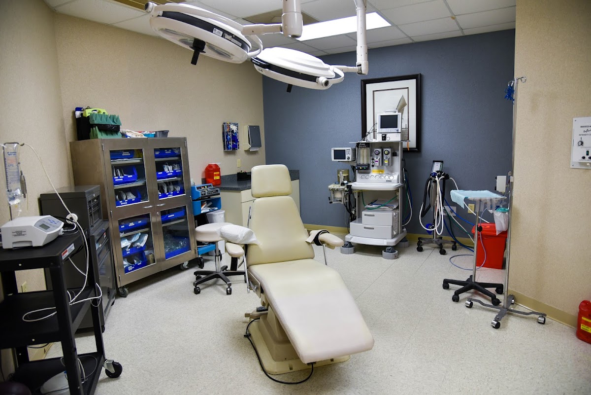 Dr N Ray Lee DDS photo 4