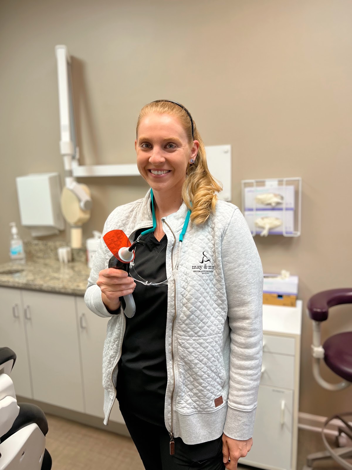 May & May Dental photo 3
