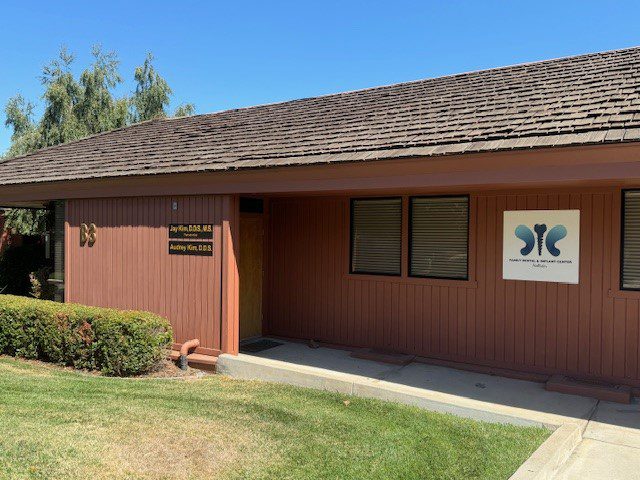 Hollister Family Dental & Implant Center photo 1