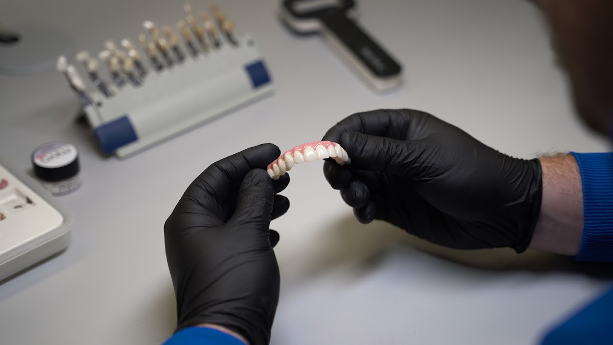 Hybridge Dental Laboratory photo 3