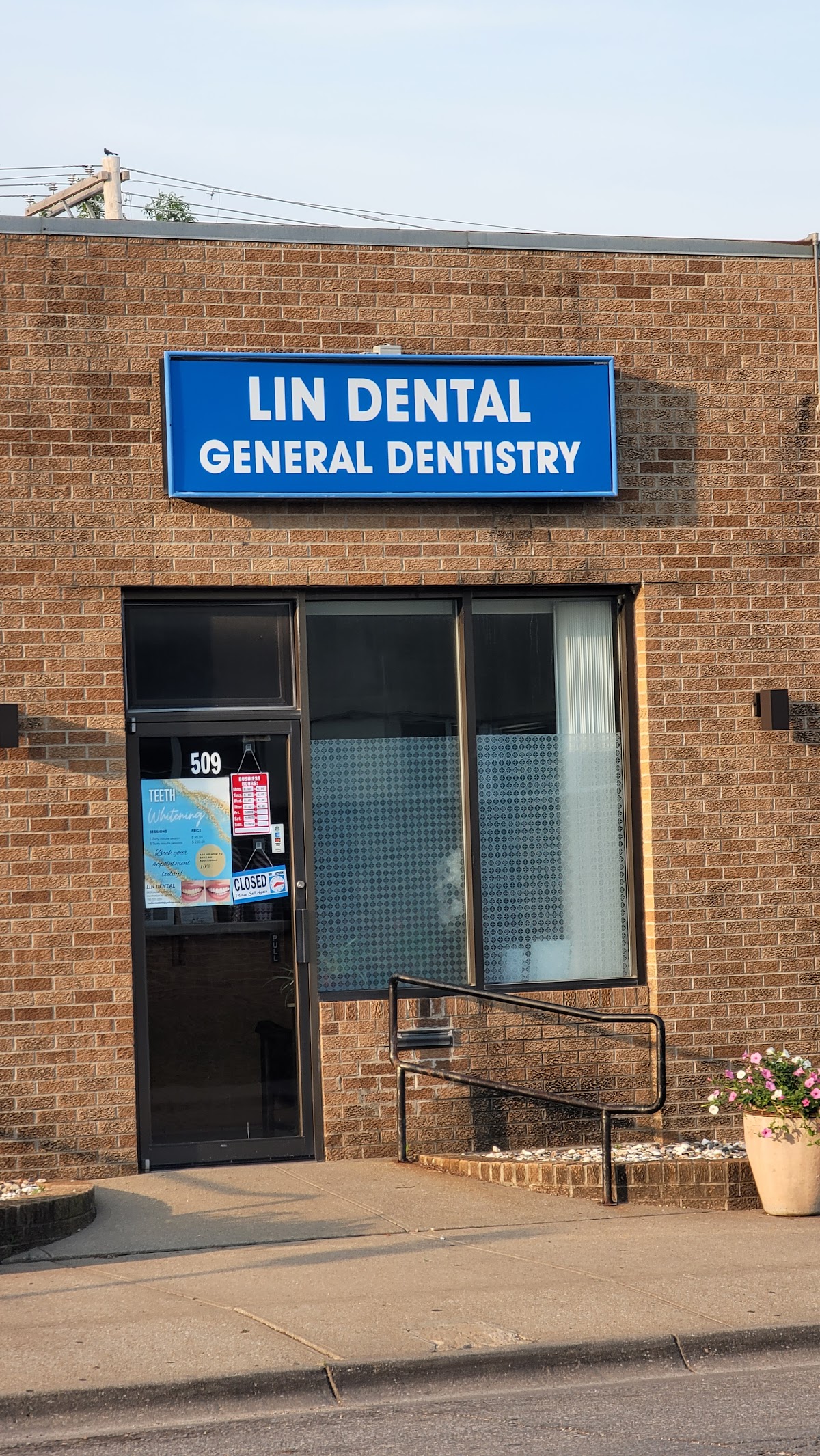 Lin Dental photo 1