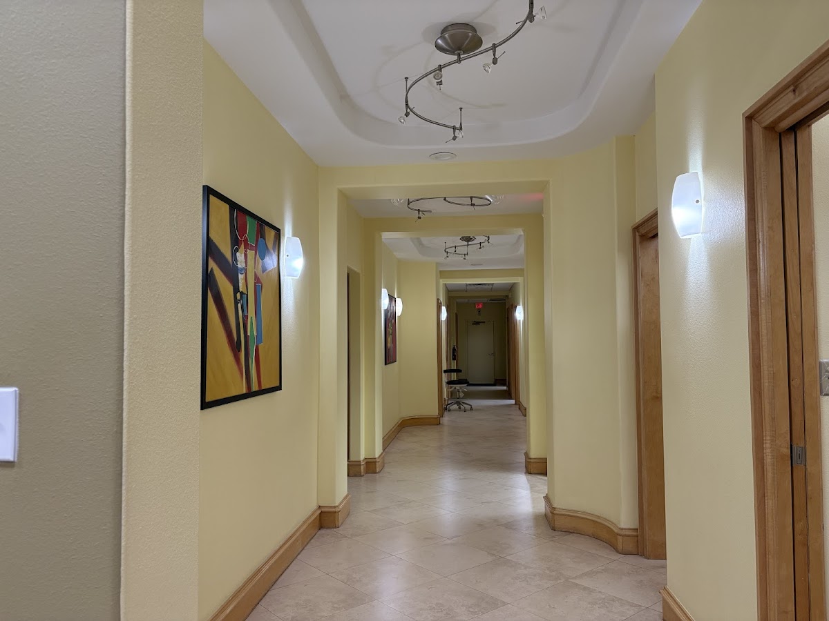 Endodontics & Microsurgery Center photo 4