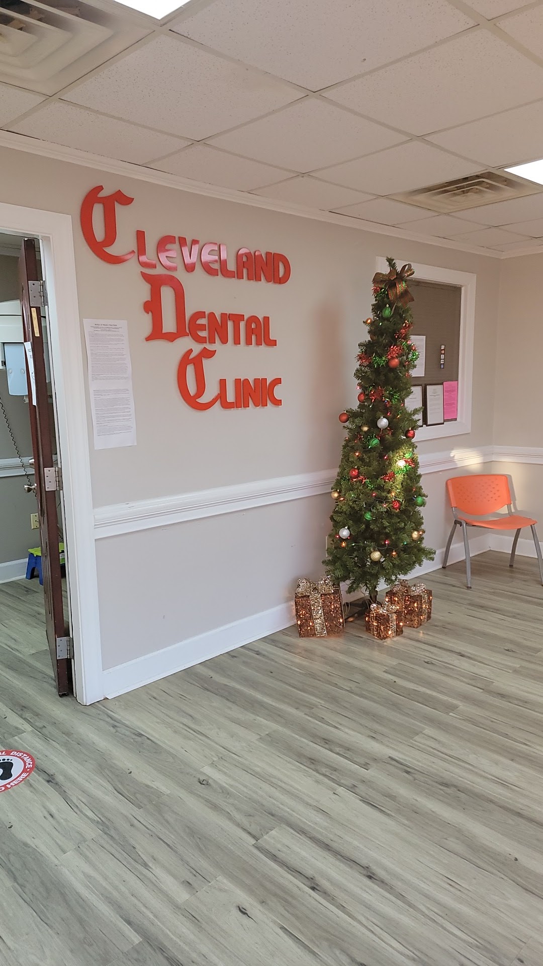 Cleveland Dental Clinic, Leslie Altus H DMD photo 3