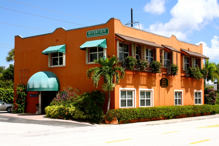 Riverview Cosmetic & Implant Dentistry photo 1