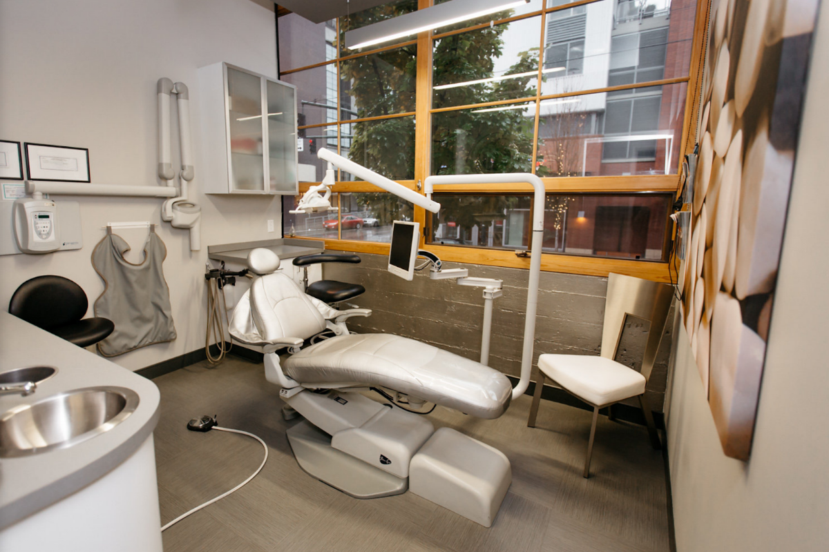 Bling Dental photo 2