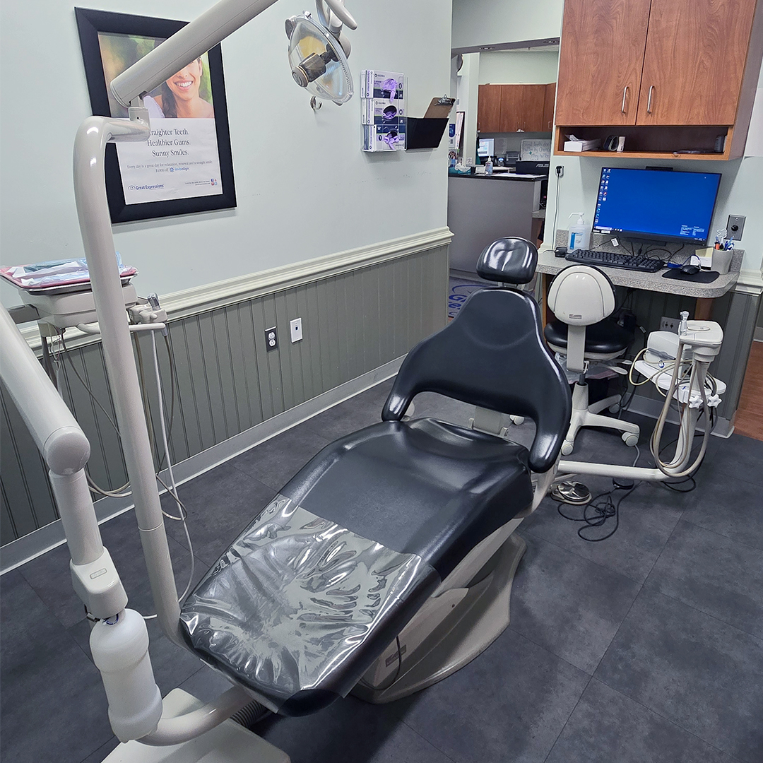 Great Expressions Dental Centers - Detroit Ren Cen photo 3